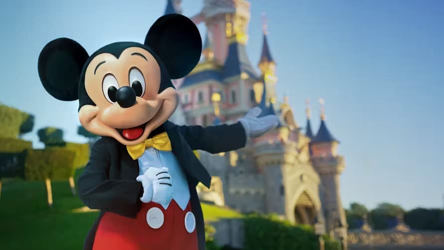 Offre DISNEYLAND® PARIS : Billet 1 jour / 1 Parc = 62€ (ECO) ou 99€ (FLEX) (prix public : 129€); Billet 1 jour / 2 Parcs = 97€ (ECO) ou 134€ (FLEX) (prix public : 164€)